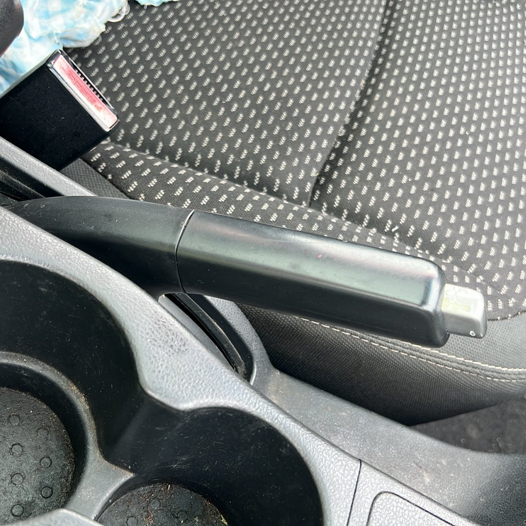 2006-2010 Nissan Dualis J10 J10 - Handbrake Lever PN: