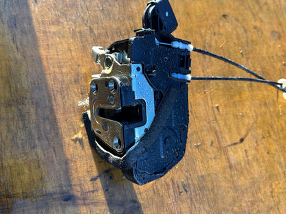 2007-2013 Nissan X-Trail T31- Right Rear Lock Mechanism PN: