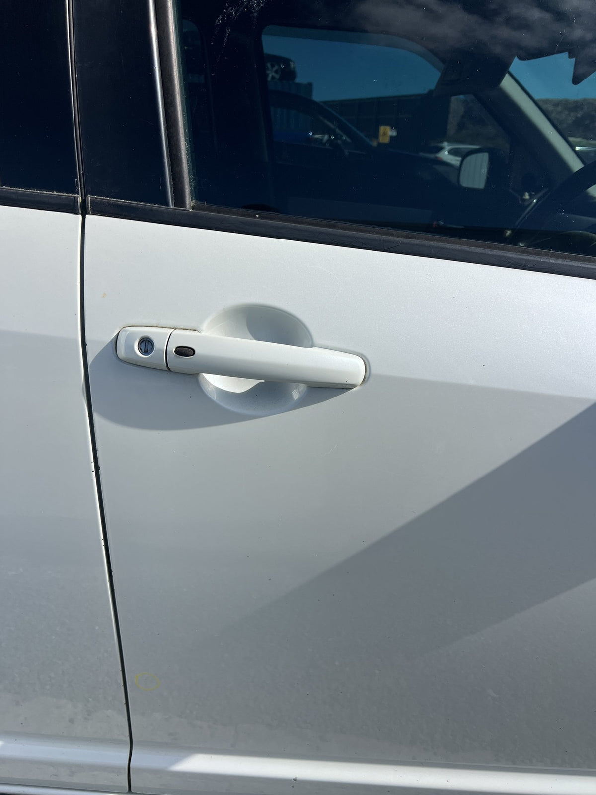 2006 Suzuki Swift ZC31S - Right Front Exterior Door Handle PN: