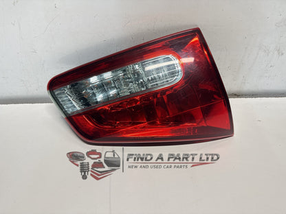 2015 Nissan Wingroad Y12 - Left Tailgate Light PN: 132-24857
