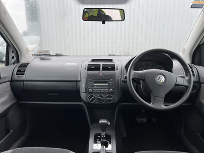 2005-2009 Volkswagen Polo MK4- 9A 9N WVWZZZ9NZ9U020854