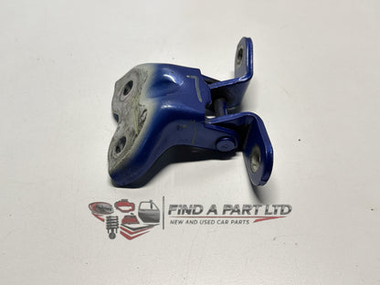 2014 Kia Rio JB - Left Lower Door Hinge PN: