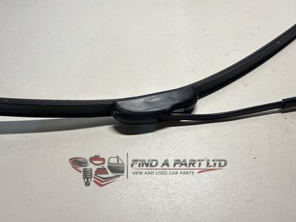 2008 Subaru Impreza GH - Right Front Wiper Arm PN: