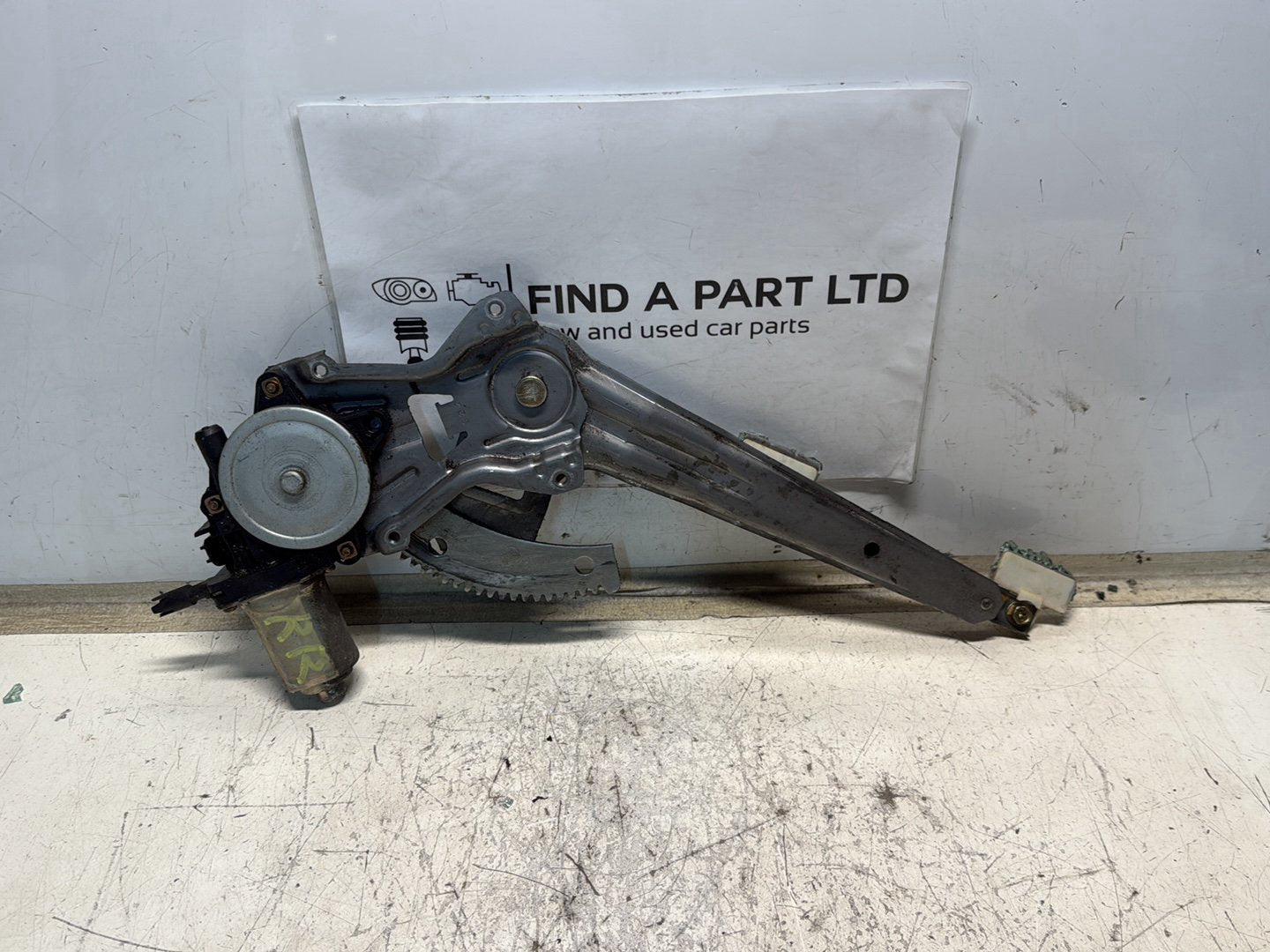 2000-2005 Nissan Bluebird Sylphy- Right Rear Window Regulator/Motor PN: