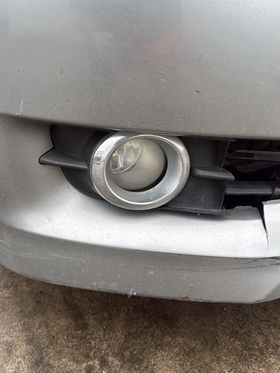 2009-2017 Toyota Wish ZGE20 - Right Fog Light PN: