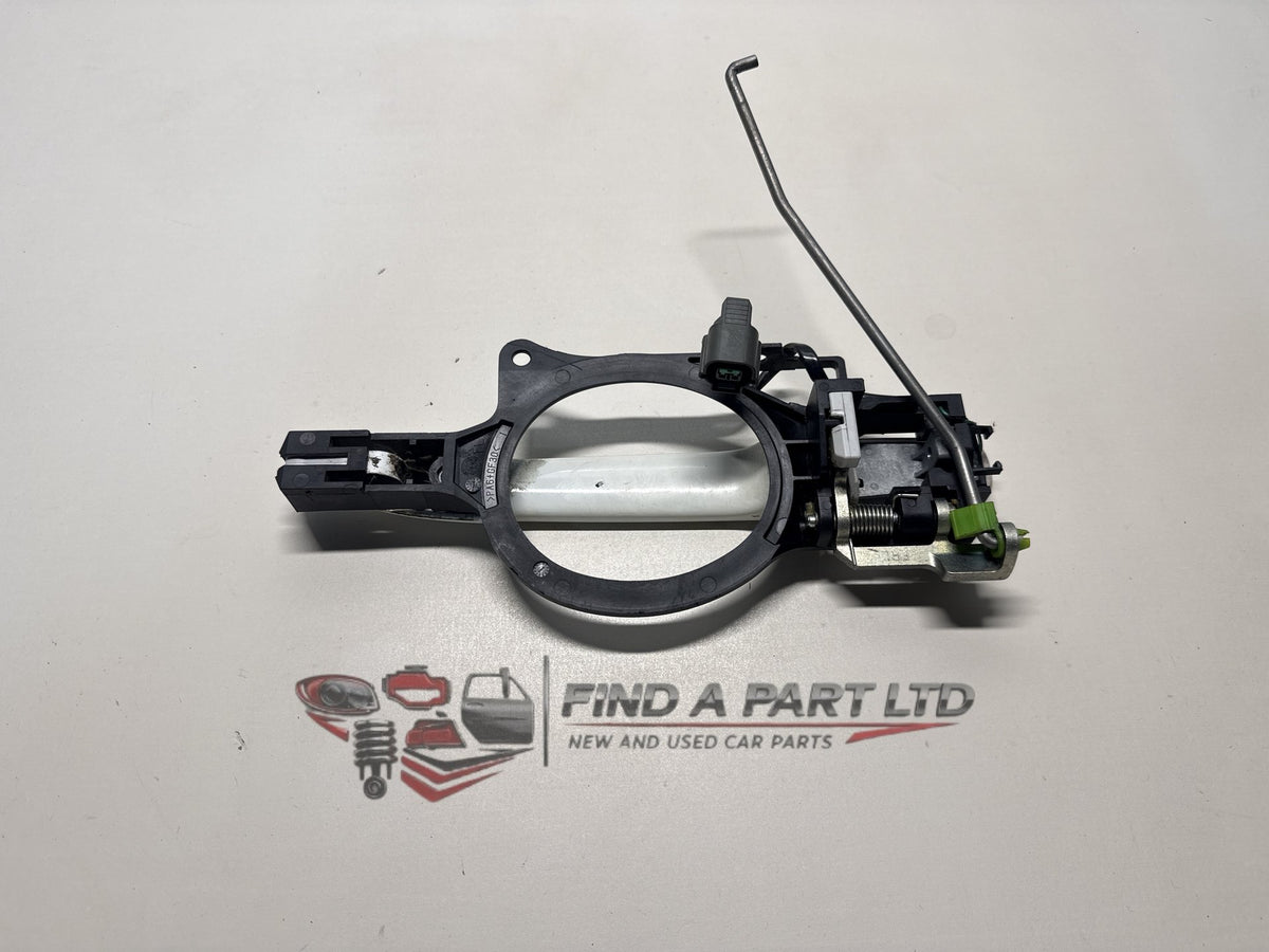 2016 Mitsubishi Outlander GF*W - Left Front Exterior Door Handle PN: