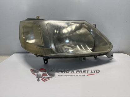 1999-2005 Nissan Serena C24 - Right Headlight PN: 1658
