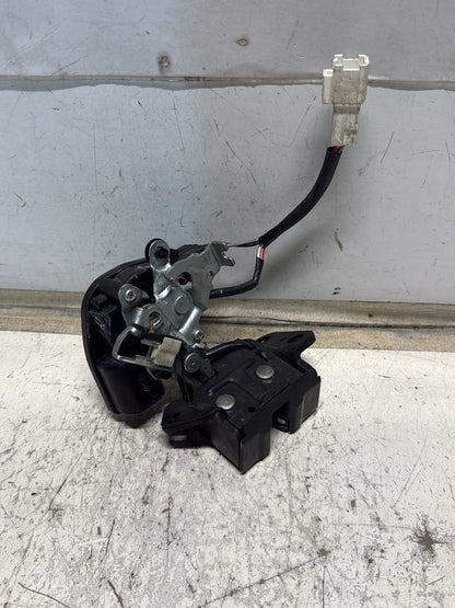 2007 Toyota Corolla- Tailgate Lock Mechanism PN: s781t-bl500