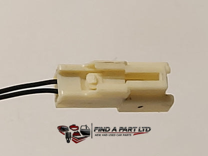 2004 Toyota Ipsum - Right Front Seat Belt Stalk PN: G3541