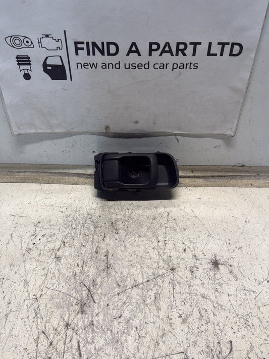 1995-2002 Nissan Primera P11 - Left Front Door Interior Handle PN: