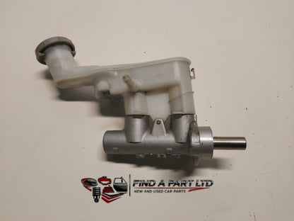 2007 Suzuki Swift - Master Cylinder PN: