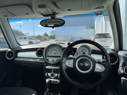 2008-2014 MINI Cooper R55 WMWML320X0TM93432