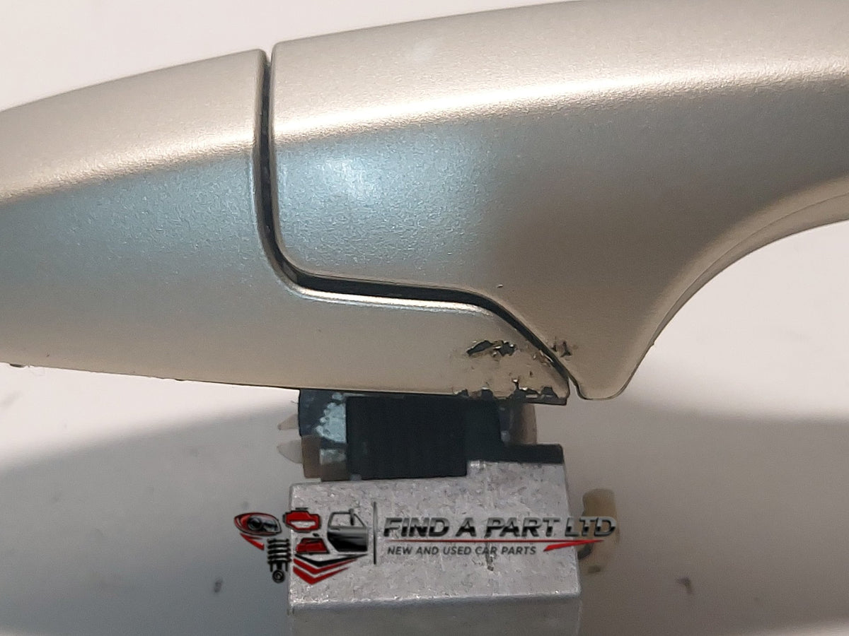 2007 Honda CR-V RE4 - Left Rear Exterior Door Handle PN: