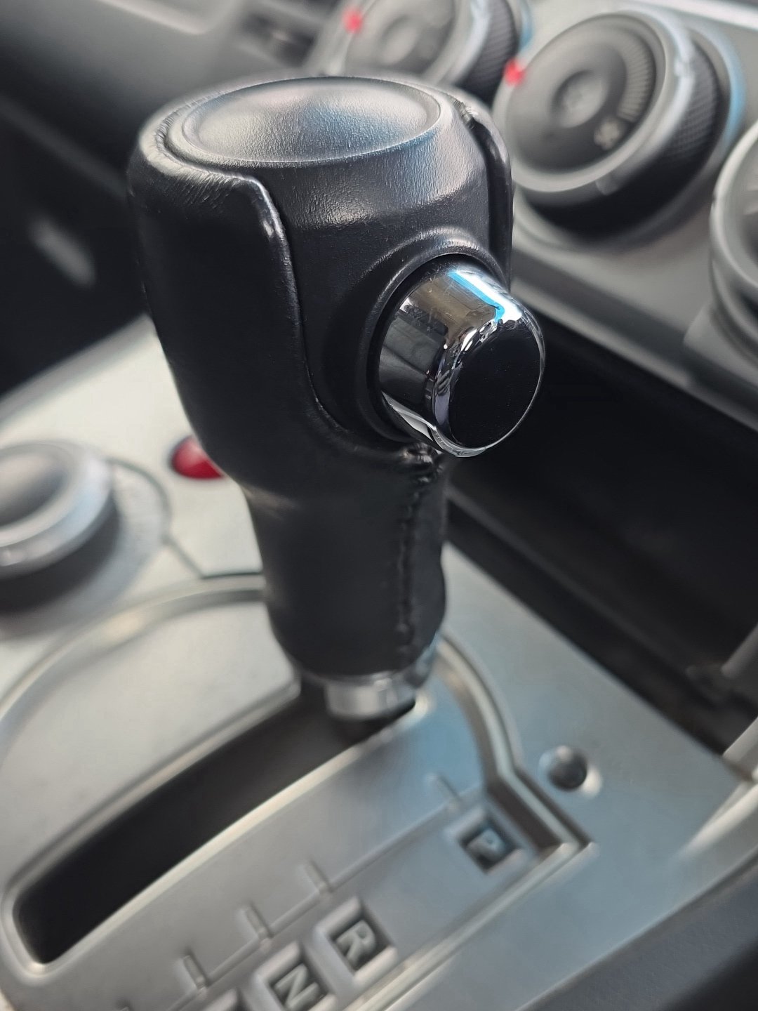 2007 Mitsubishi Delica CV5W - Gear Stick/Shifter PN: