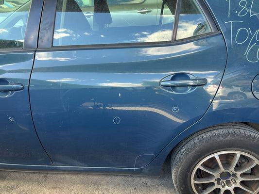 2009 Toyota Corolla JTNKU56E00109575 - Left Rear Door Shell PN: