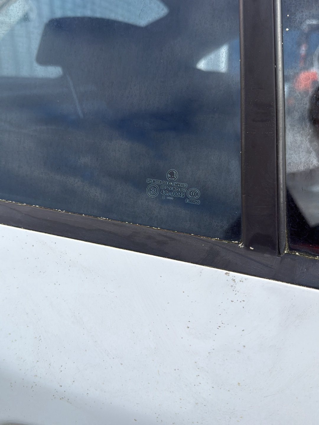 2012-2020 Skoda Octavia 5E - Right Rear Quarter Door Glass PN: