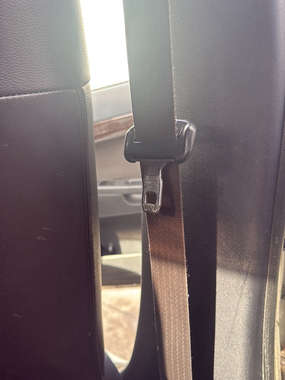 2004-2012 Mitsubishi Galant DJ CY4A - Right Front Seat Belt PN: 7q7960