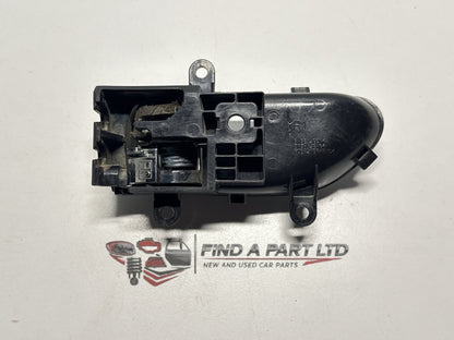 2006 Nissan X-Trail T30 - Right Rear Door Interior Handle PN: