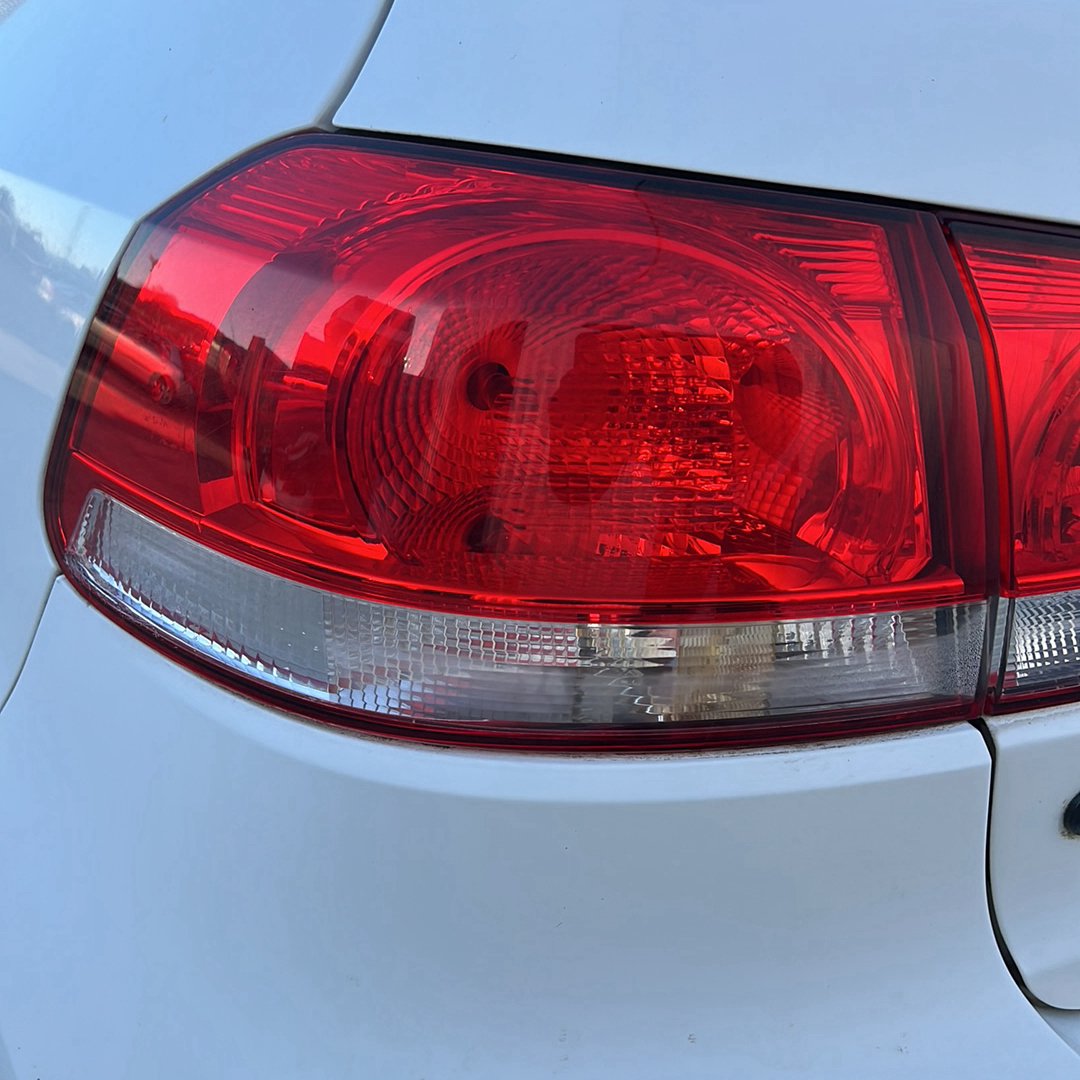 Sep 2009 to Mar 2013- Volkswagen Golf Gen 6 Hatchback- Left Taillight- R