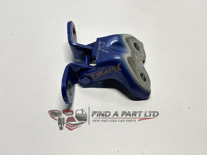 2014 Kia Rio JB - Right Lower Door Hinge PN: