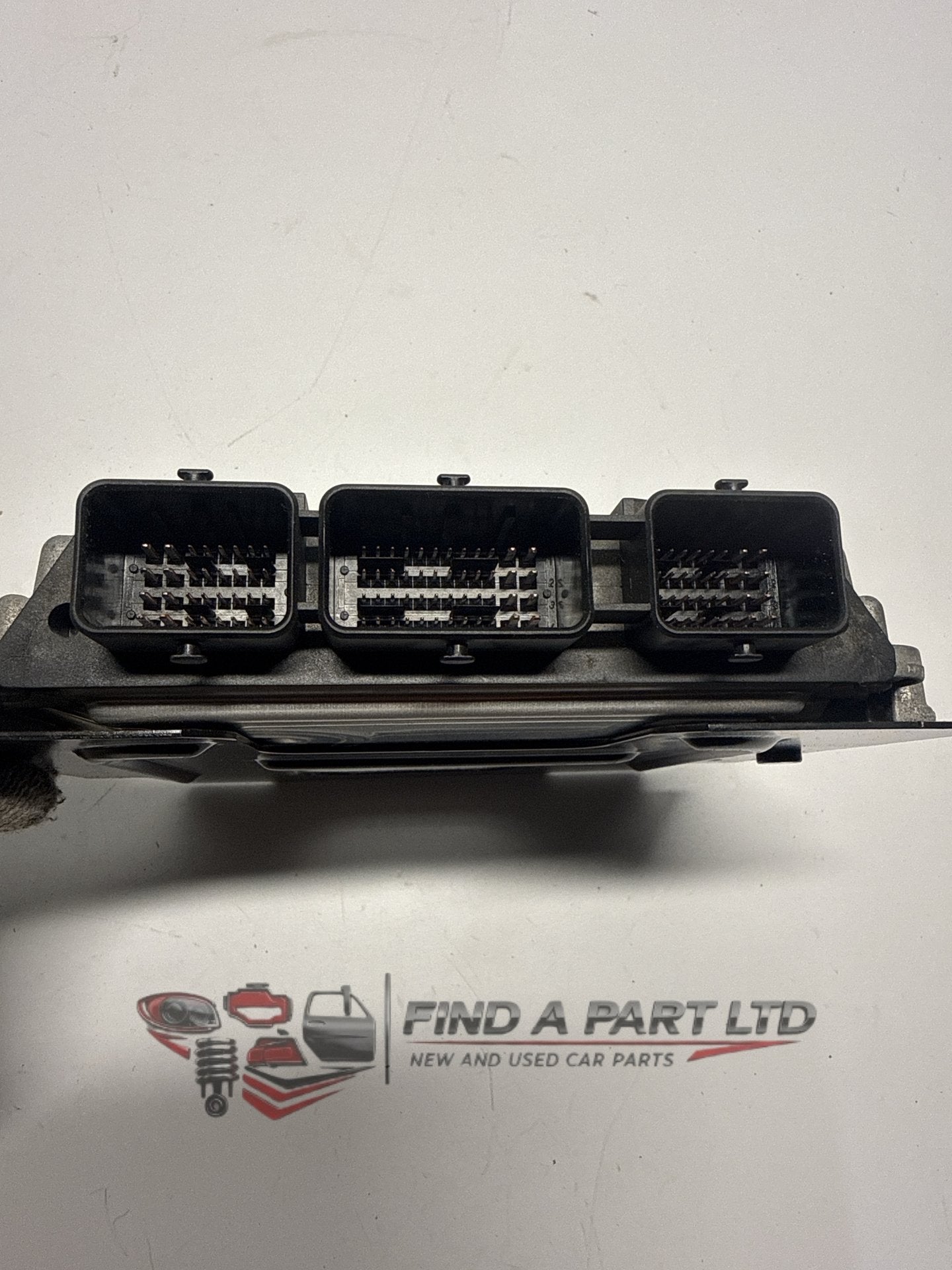 2001-2008 Peugeot 307 - ECU PN: bosch 0 261 208 558