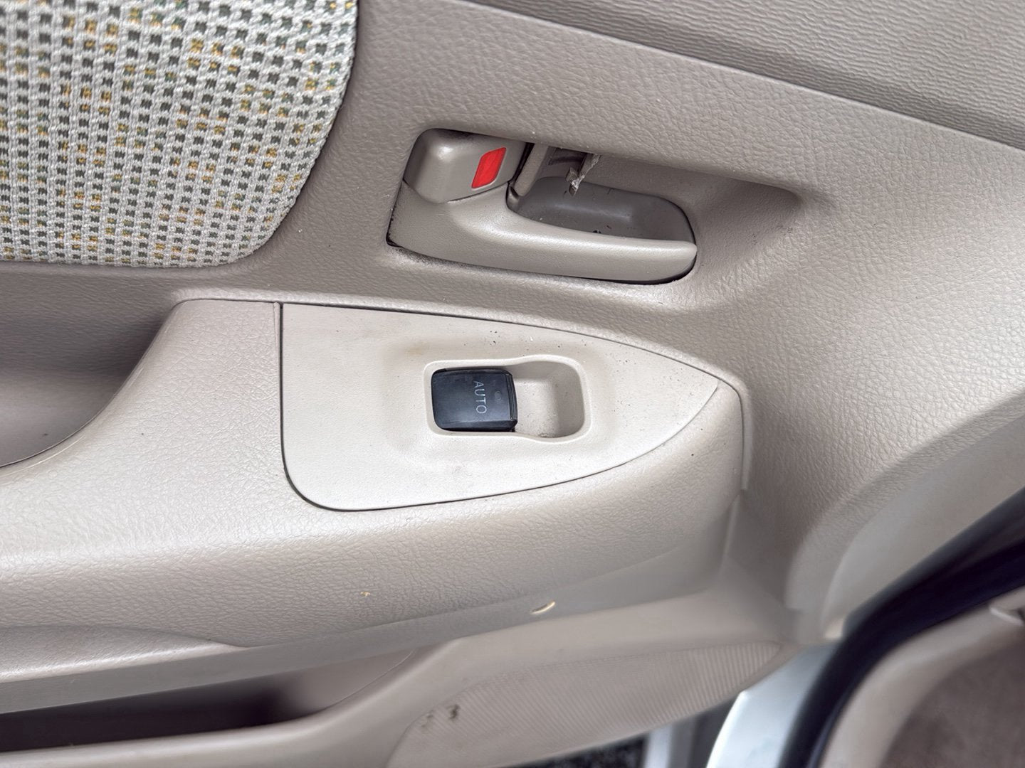 2003-2011 Toyota Raum Z20 NCZ20 - Left Window Switch PN: