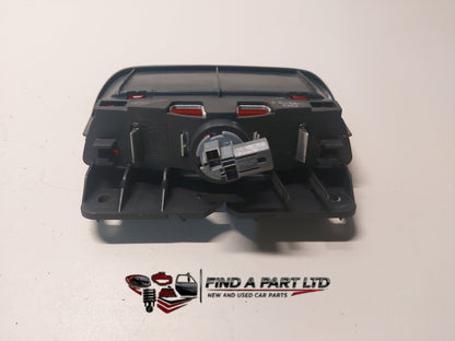 2007 Honda CR-V RE4 - High Level Stoplight PN: P6939