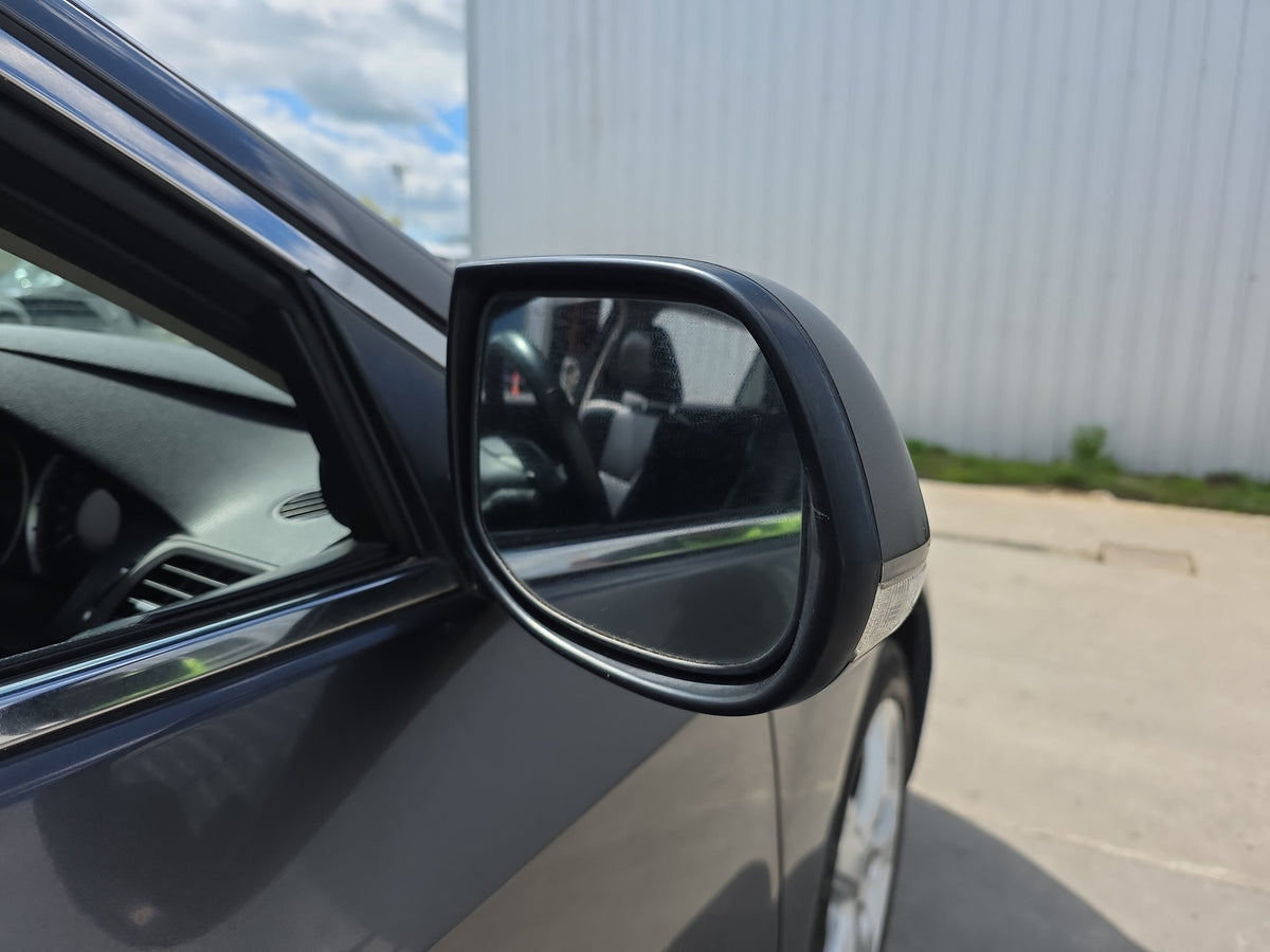 2008 Honda Accord CW - Right Door Mirror PN: 6 wire