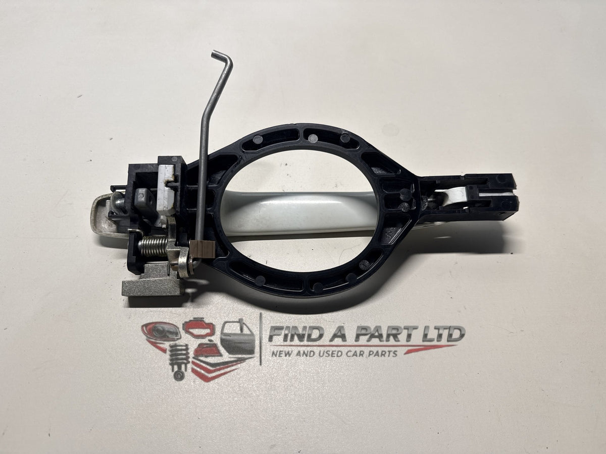 2016 Mitsubishi Outlander GF*W - Right Rear Exterior Door Handle PN: