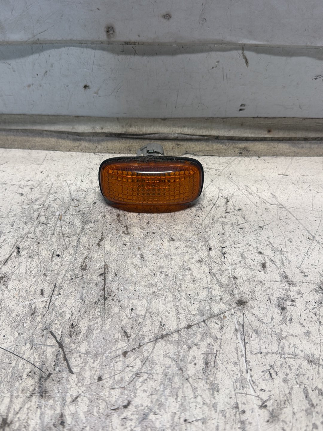 1995-2002 Nissan Primera P11 - Left Indicator PN: