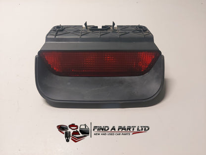 2007 Honda CR-V RE4 - High Level Stoplight PN: P6939