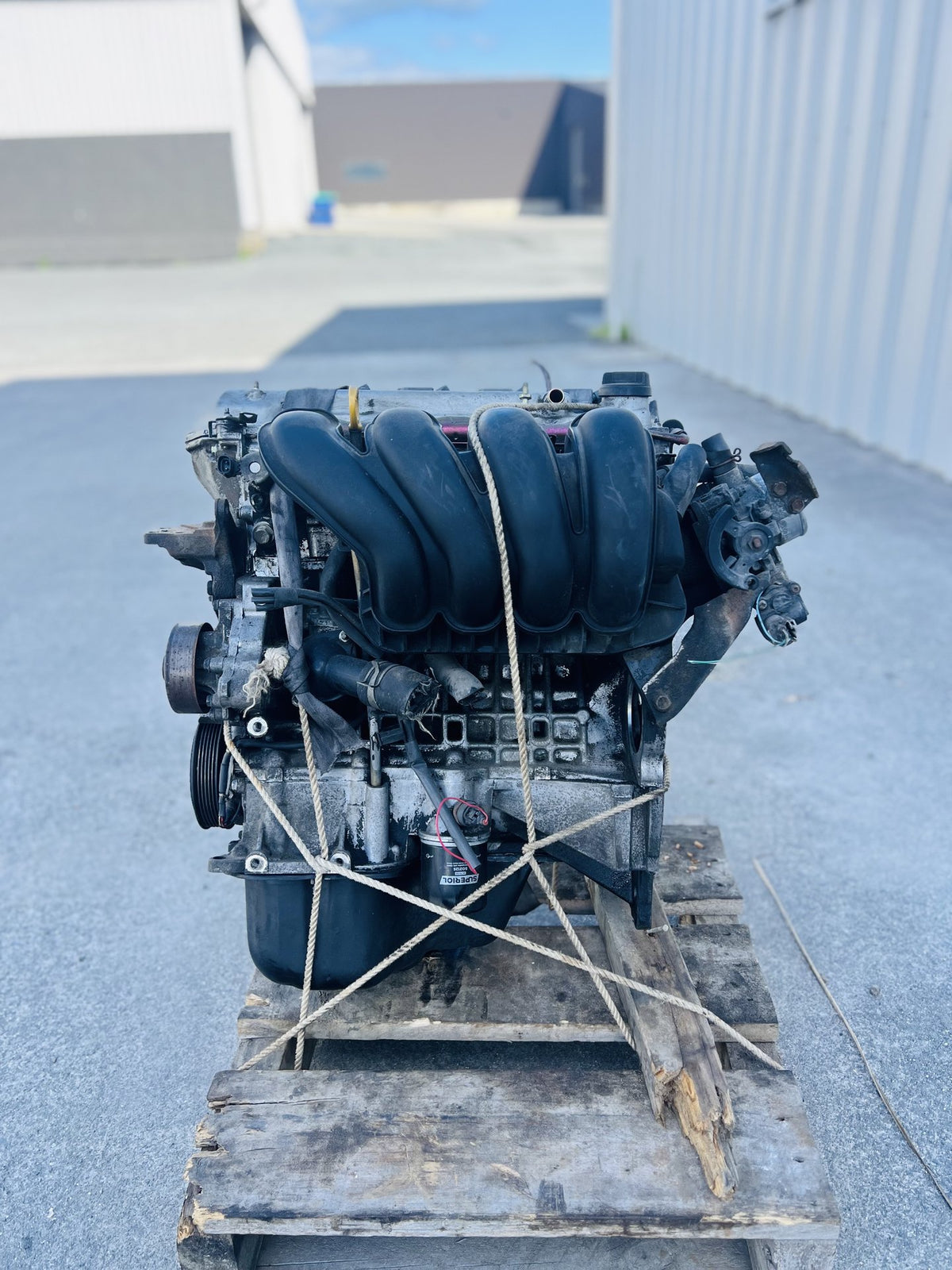 2005 Toyota Isis M10 - Engine PN: