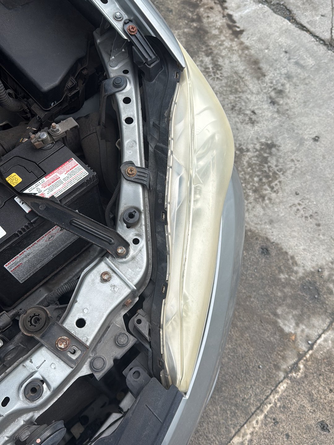 2009-2017 Toyota Wish ZGE20 - Left Headlight PN: 6815