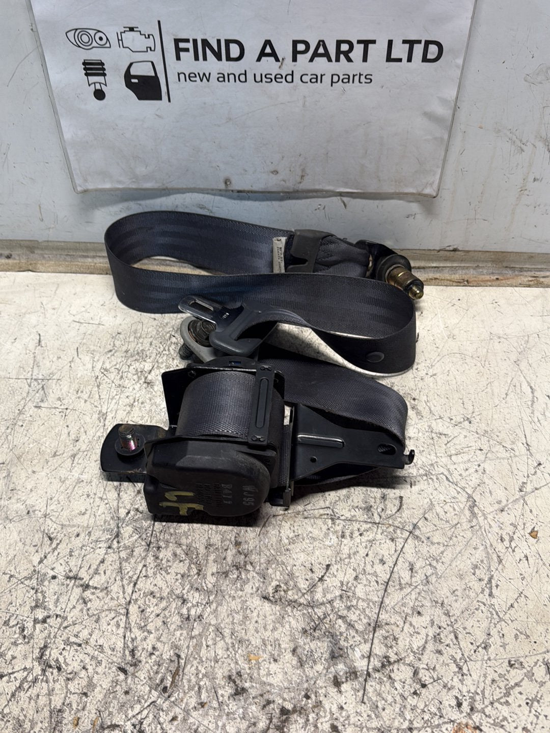 1995-1998 Honda Odyssey - Left Front Seat Belt PN: tk-a74-j782