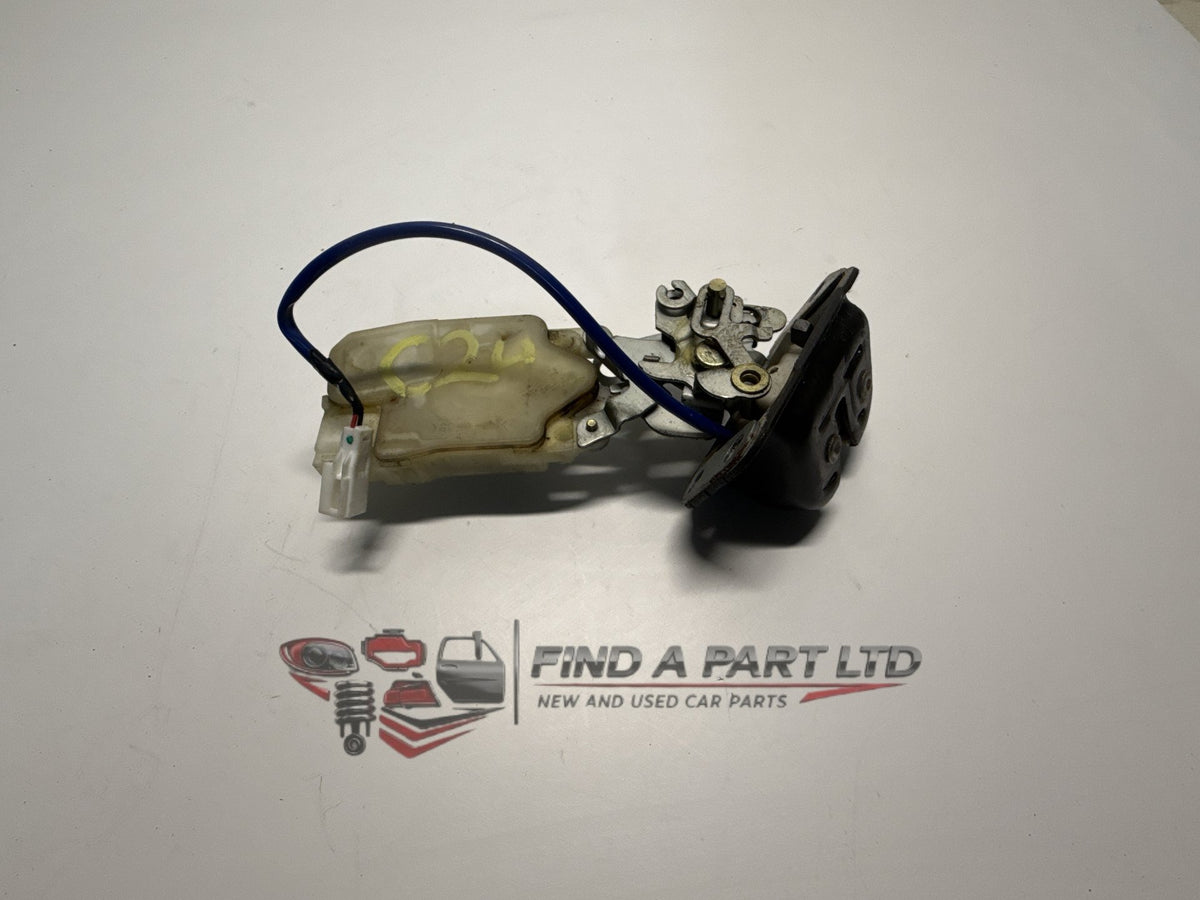 1999-2005 Nissan Serena C24 - Tailgate Lock Mechanism PN: 905508h300