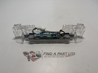 2000-2007 Nissan X-Trail T30 - High Level Stoplight PN: 286-63847
