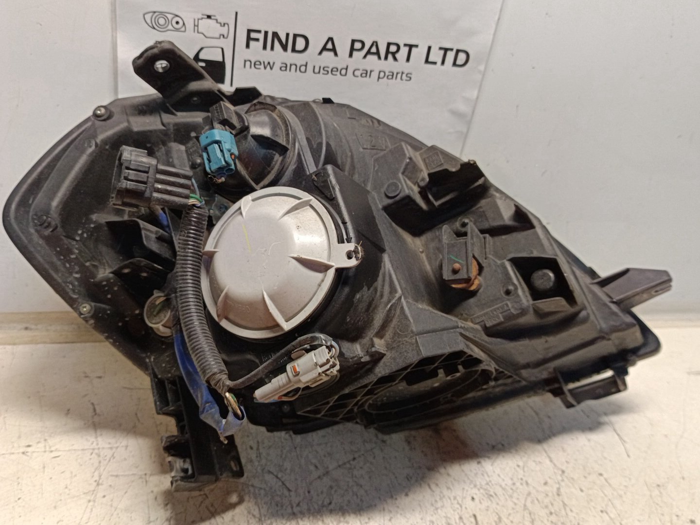 2003-2006 Nissan Maxima J31- Left Headlight PN: KOITO 100-63878