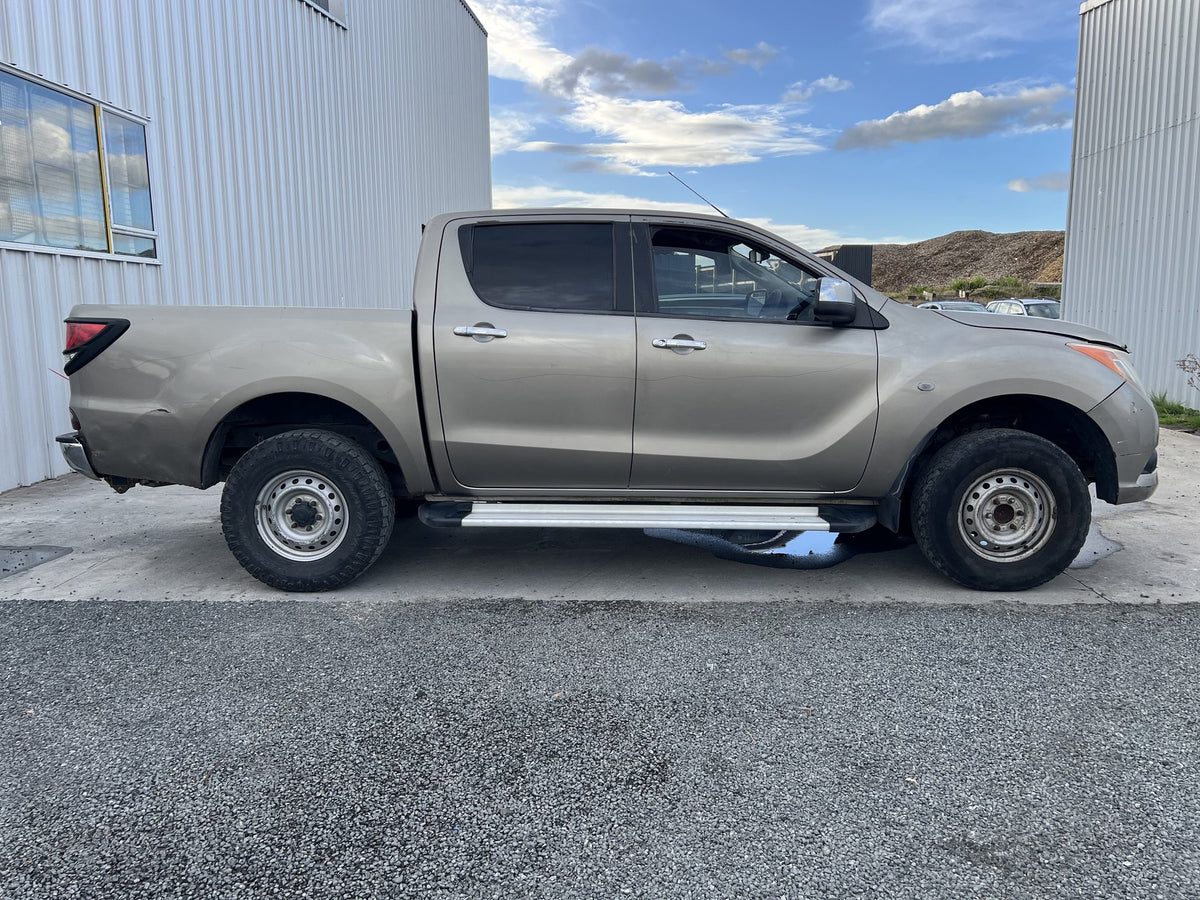 2011-2015 Mazda BT-50 UP MM0UP0YF100142572