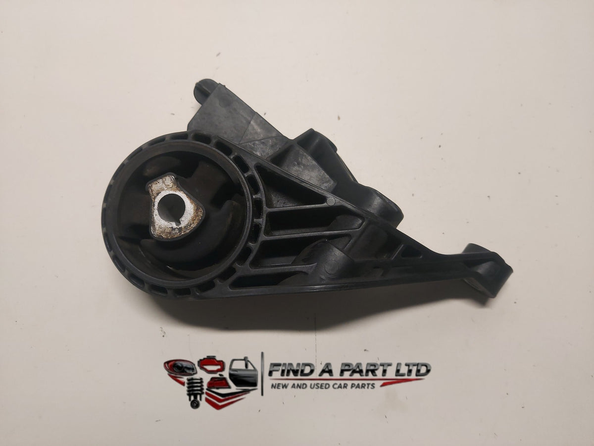 2015 Holden Cruze JH - Automatic Transmission Mount PN: J2 13 248 493