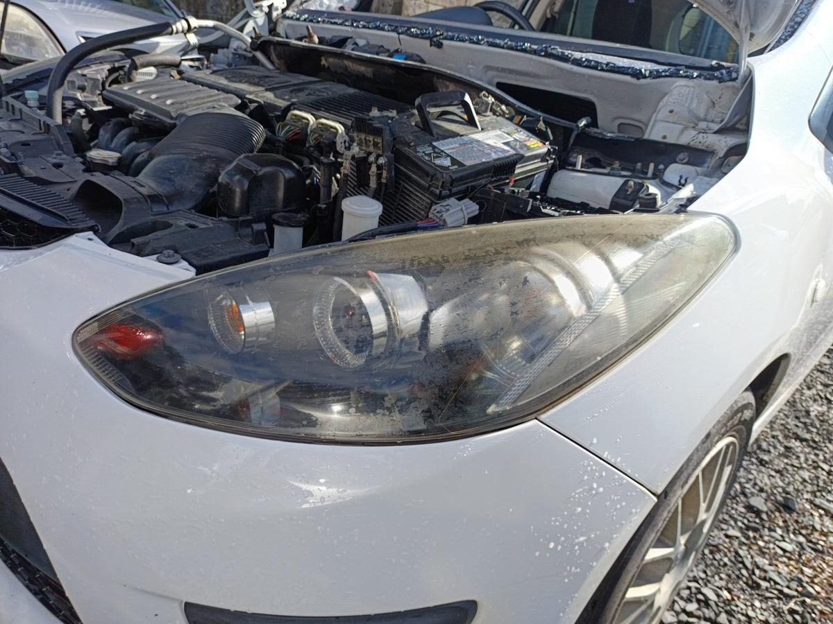 2011 Mazda Demio DE - Left Headlight PN: STANLEY P6515 manual adjustment