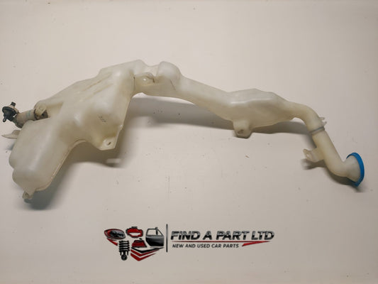 2007 Honda CR-V RE4 - Washer Bottle PN: