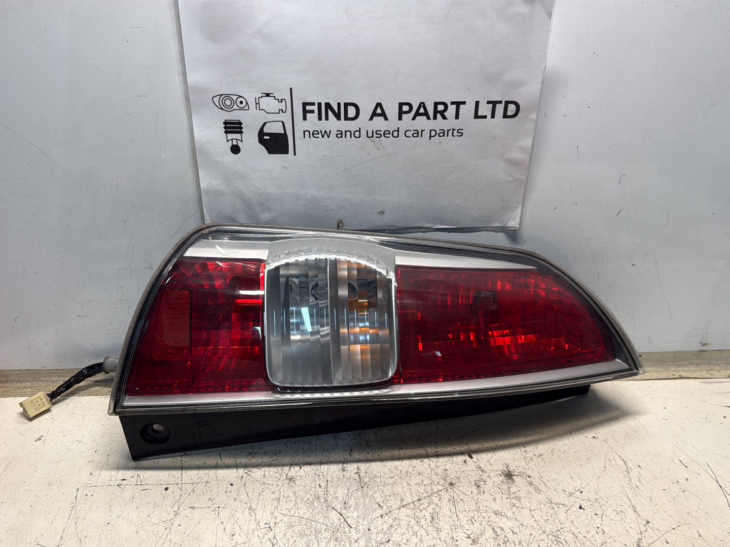 2004-2010 Toyota Passo- Left Taillight PN: 22051762