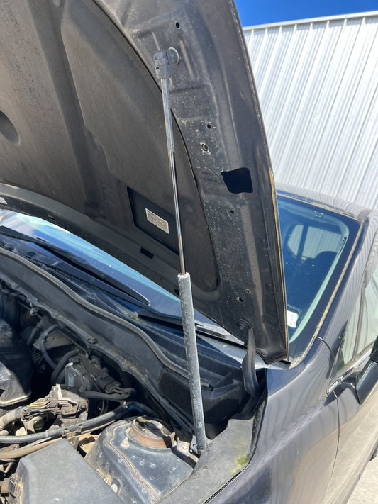 2013 Subaru Forester SJ5 - Left Bonnet Strut PN: