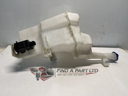 2014 Kia Rio JB - Washer Bottle PN: 98610-1W000, 98510-1W000