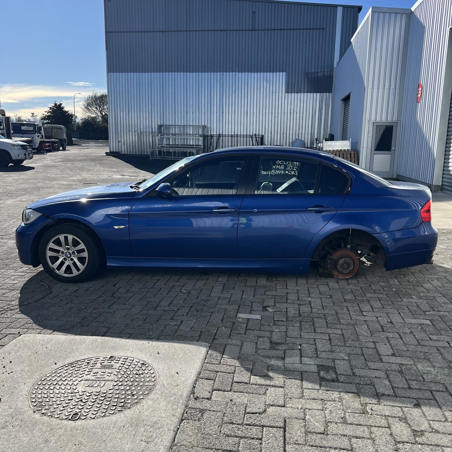 2005-2013 BMW 320i