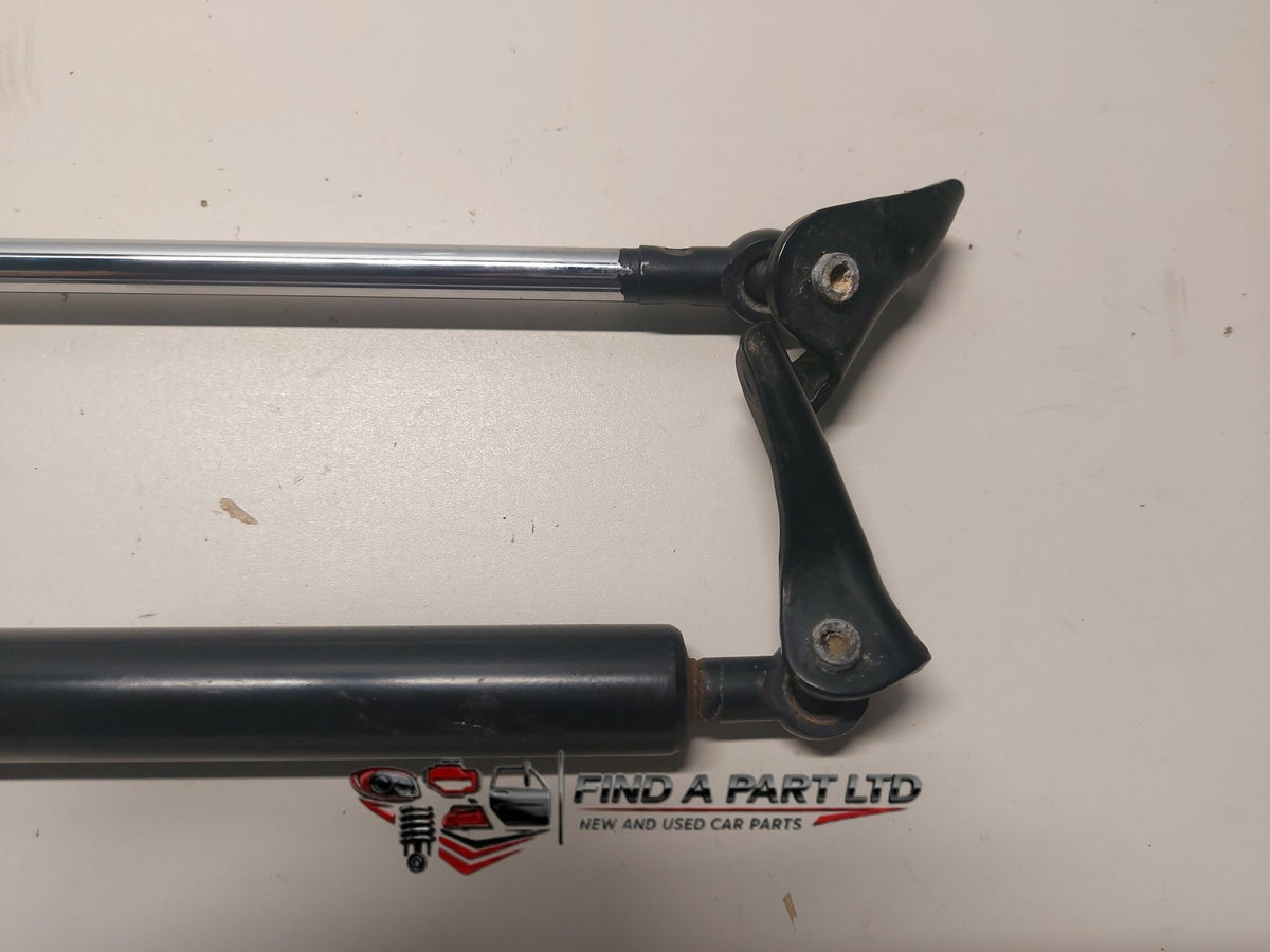 2008 Honda Jazz GD - Tailgate Strut Pair PN: C1 8D06, C2 8D07