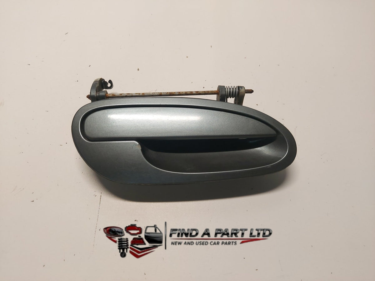 2003 Holden Commodore VY - Right Rear Exterior Door Handle PN: 92085573