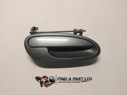 2003 Holden Commodore VY - Right Rear Exterior Door Handle PN: 92085573
