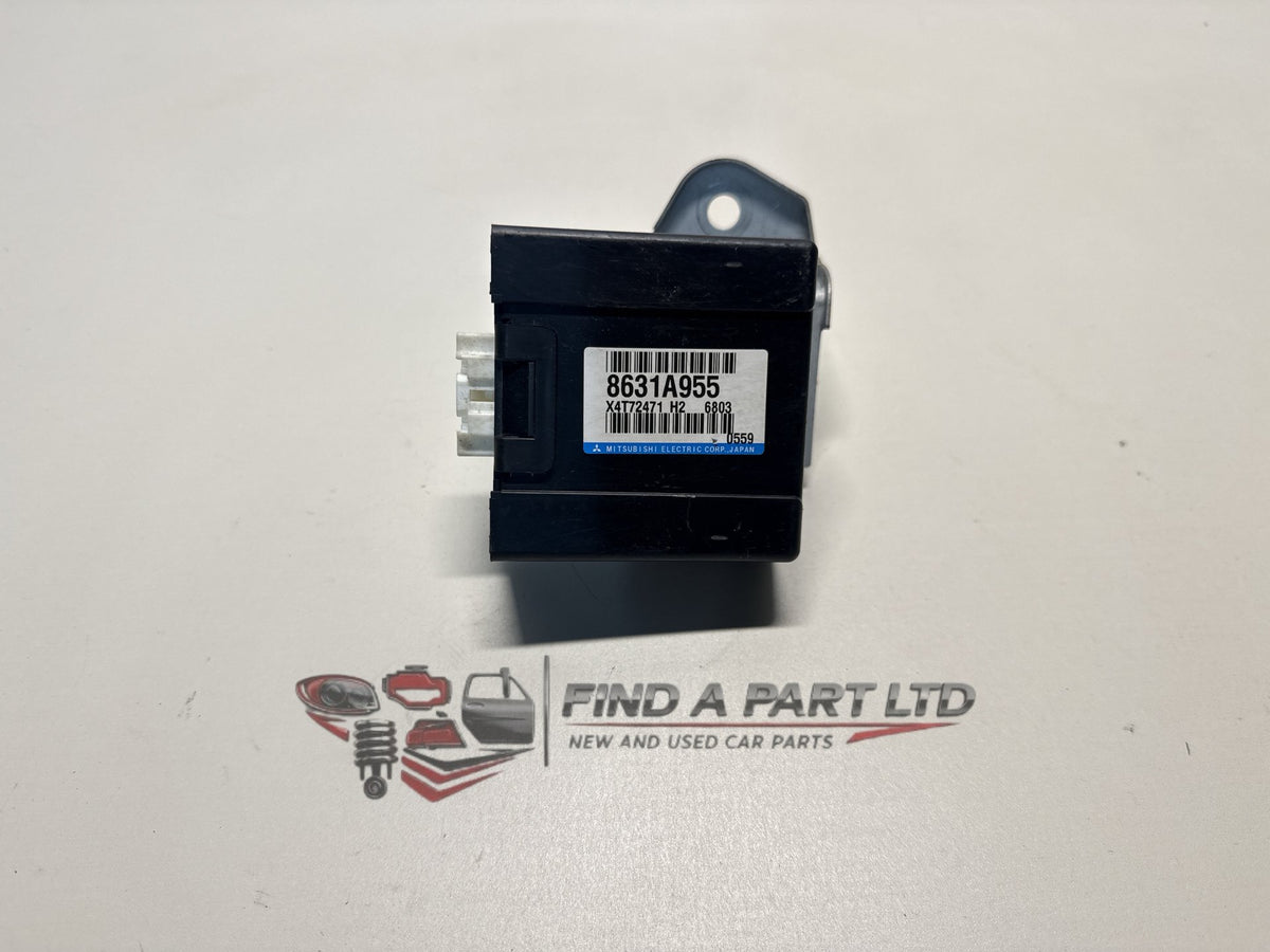 2016 Mitsubishi Outlander GF*W - 4WD Control Module PN: 8631A955