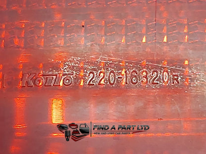 2004 Toyota Camry XV30 - Right Taillight PN: 22016320